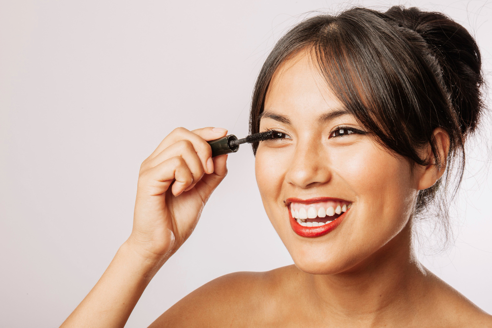 Lash Extensions Aftercare: Keep Your Lashes Looking Perfect